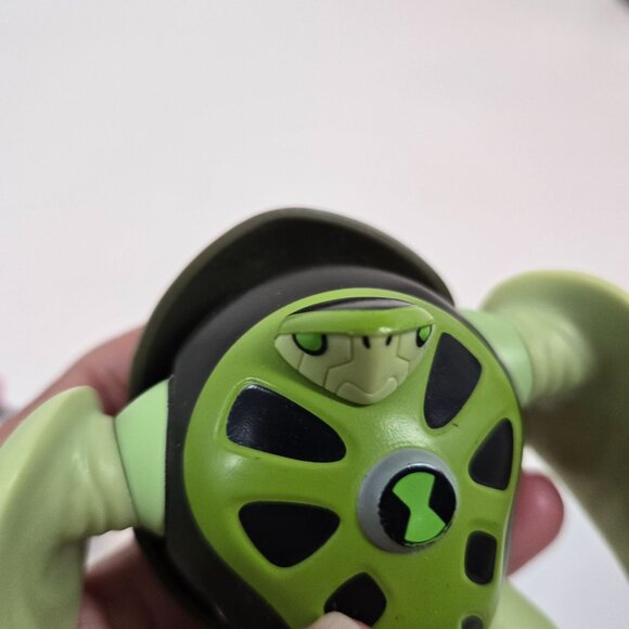 Playmates Ben 10 Action Figures Lot of 3 Terraspin Turtle Rath Tiger Four Arms - Picture 8 of 12